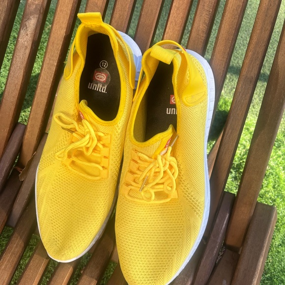 Ecko Unltd Shoe - Picture 2 of 5